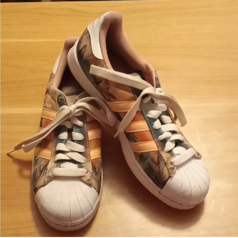 Adidas Superstar "La Marque" Women's Sneakers (Floral) in Size 9.5